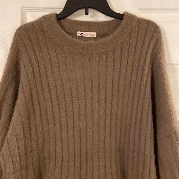 SO Women’s Sweater size XL brand new with tag so soft length 25” bust 44” - Picture 2 of 12